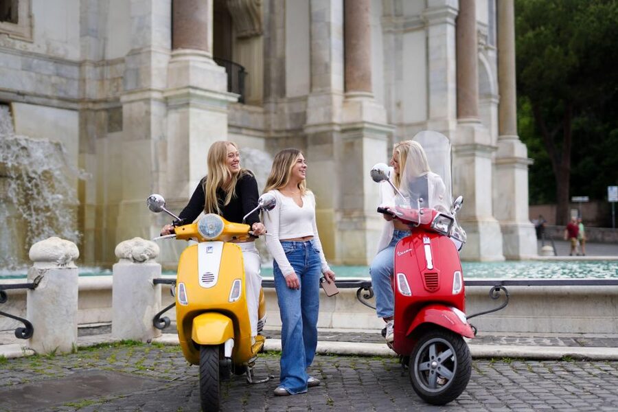 Explore city on Vespa with Professional Photographer - Fontana dell’Acqua Paola as the final backdrop