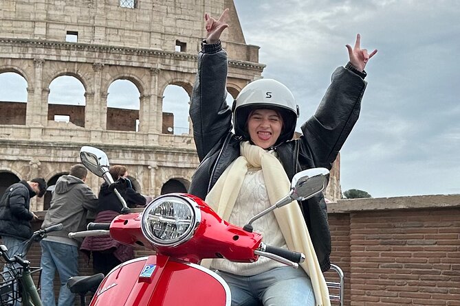 Explore Rome By Vespa - A pause at Piazza del Campidoglio