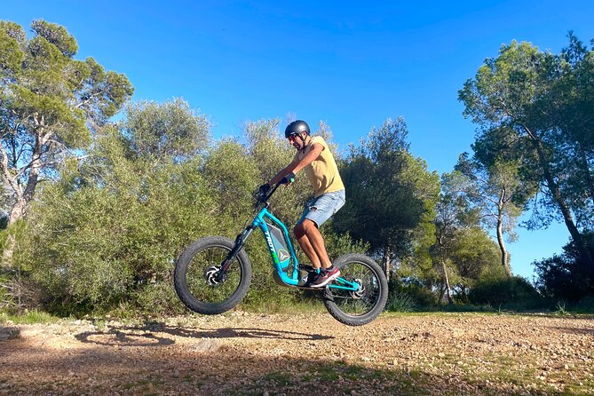 Extreme e-scooter off-road excursions - Viewpoints and the harder-to-reach west