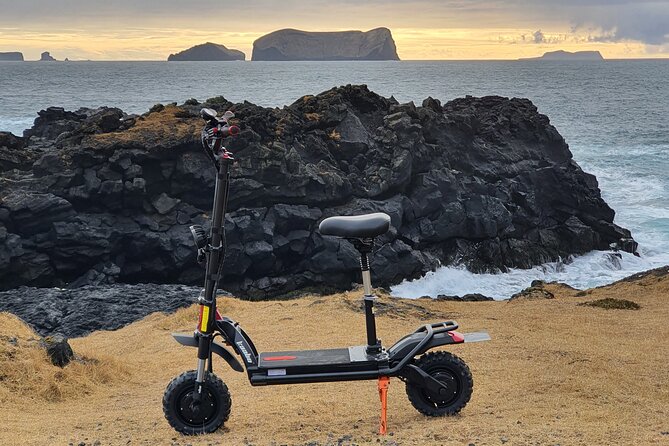 Eyjascooter Puffin Tour in Iceland - Volcanic stories and Vestmannaeyjabær