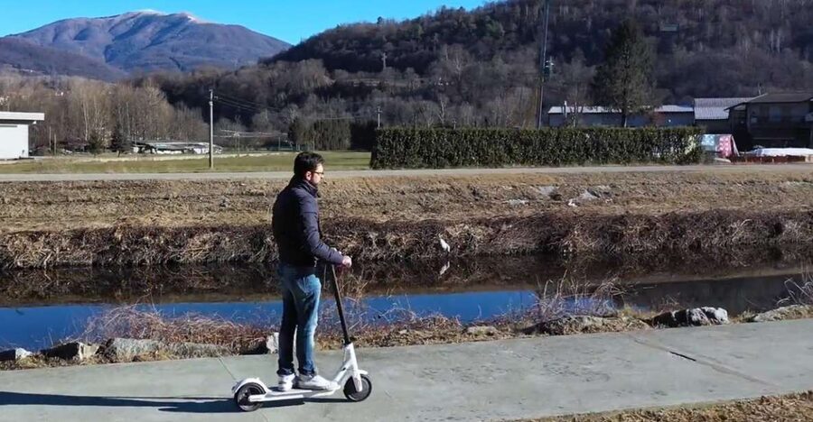 Florence: 2-Hour Sightseeing Tour by Electric Scooter - Meeting beneath the Duomo