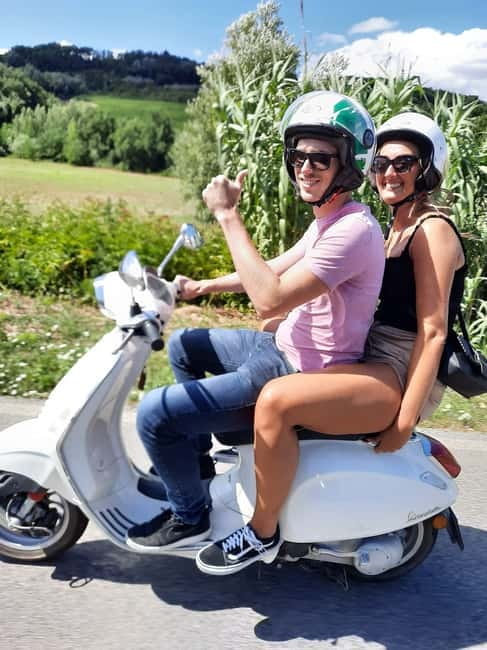 Florence: Vespa Tour as a Passenger + Wine Window! - Why a passenger Vespa tour works well in Florence