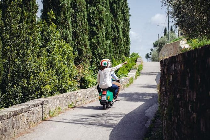 Florence Vespa Tour: Tuscan Hills and Italian Cuisine - From Florence streets to Tuscan country roads