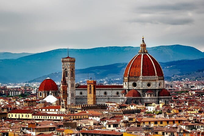 Florence Vespa Tour: Tuscan Hills and Italian Cuisine - Galileo’s area and lunch at the country estate