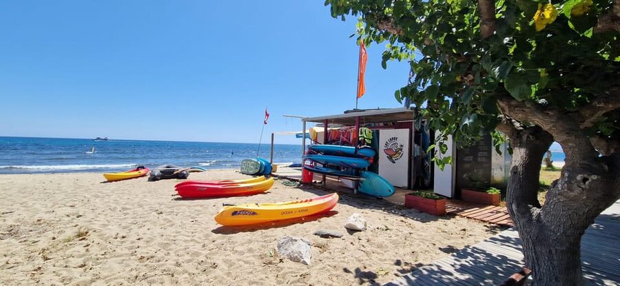 From Salou: Tour scooter guided+kayak Cambrils with pickup - Who will enjoy this Cambrils combination best