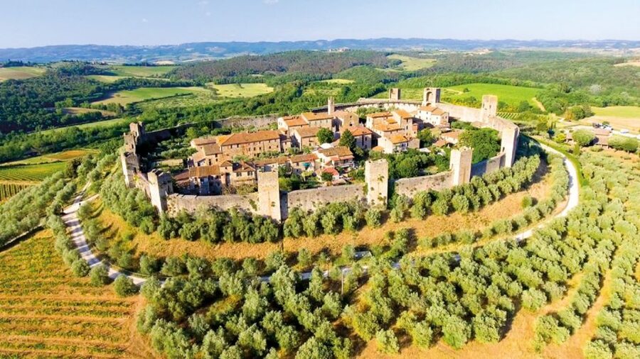 From San Gimignano: Vespa Tour in Chianti - The final ride back to San Gimignano