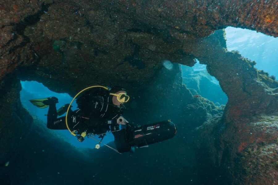 Funchal: DPV- Scooter Dive Adventure - Practical strengths and limits