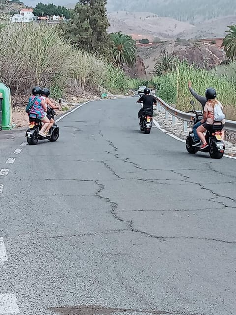 Gran Canaria: Los Pilancones Natural Park e-Scooter Tour - The Ayagaures road into the mountains