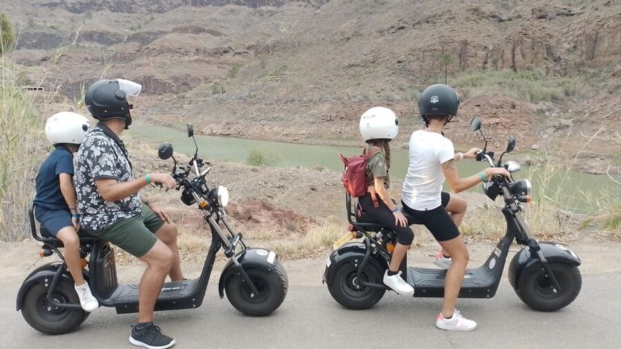 Gran Canaria: Los Pilancones Natural Park e-Scooter Tour - The cave bar, soft drink, and optional tapas