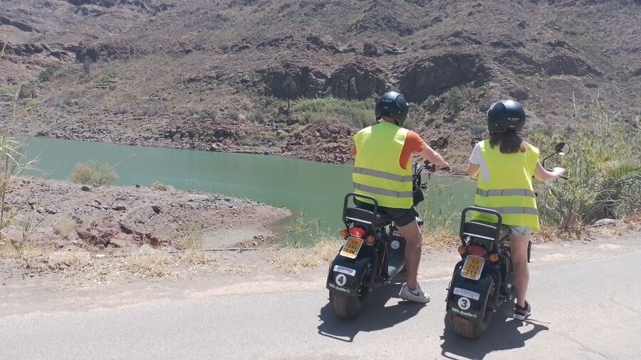 Gran Canaria: Los Pilancones Natural Park e-Scooter Tour - Ayagaures Village and the dam