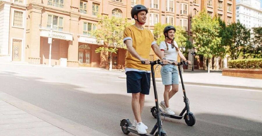 Gran Canaria: Rent Electric Scooter Kick Start - Starting with a practice ride and safety check