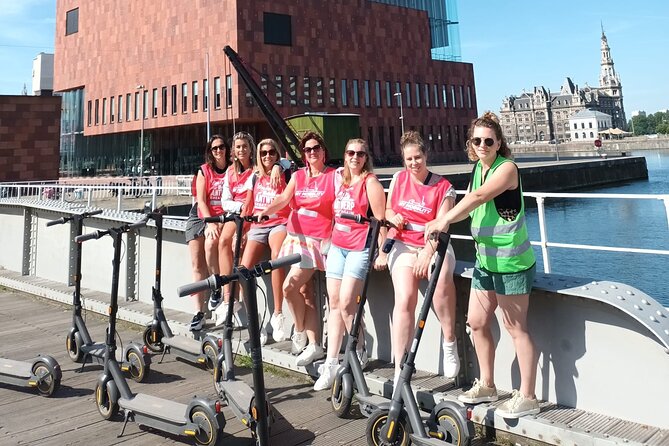 Guided E-kickscooter tour: The big five of Antwerp - Along the Scheldt quays