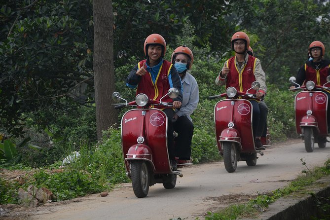 Hanoi Back Street Vespa Tours: Full Day Vespa Tours - Lunch beside Truc Bach Lake