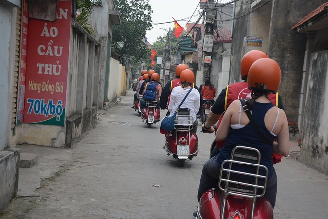 Hanoi Back Street Vespa Tours: Full Day Vespa Tours - Huu Tiep Lake and the downed B-52