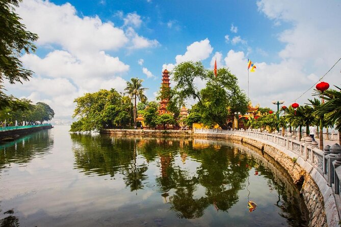 Hanoi Back Streets Vespa Tours: Hanoi Insider Vintage Vespa Tour - Key points at a glance