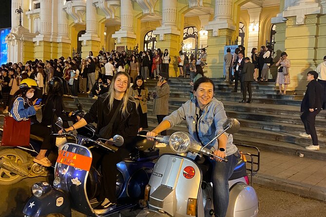 Hanoi Motorbike Tours with Female Riders - Ngũ Xã Island and the food stops