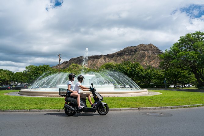 Hawaiian Style Scooter Ride around O'ahu for the Day - Starting in Waikiki on Lemon Road
