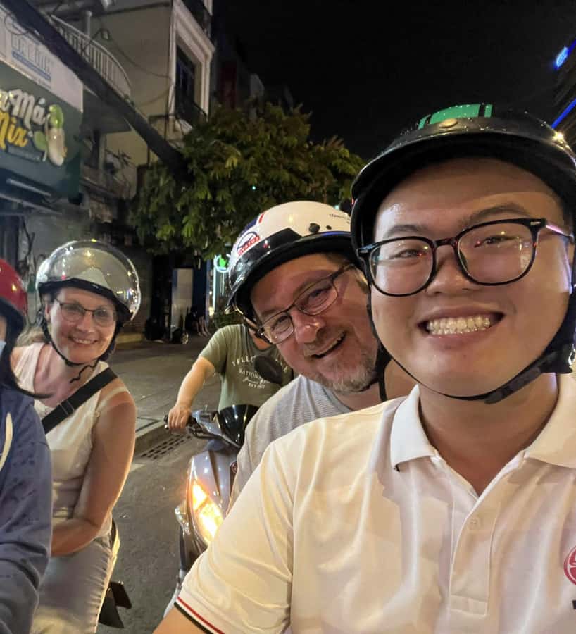 Ho Chi Minh: Local Food Tour by Scooter with Vegan Option - Why a scooter is the right way to eat in Ho Chi Minh City