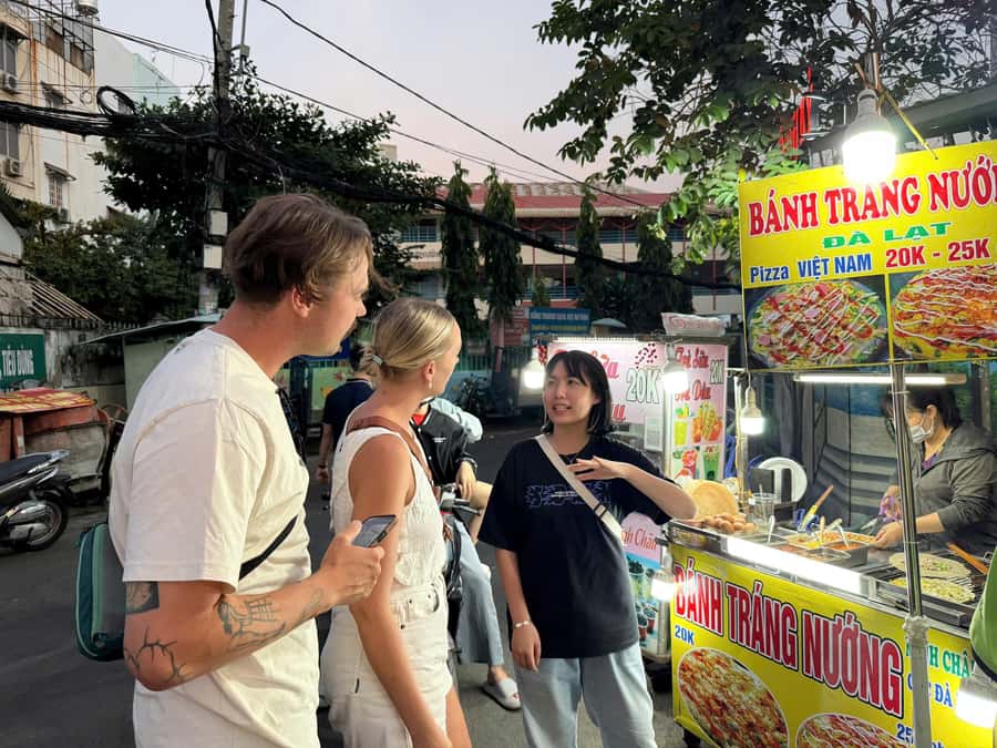 Ho Chi Minh: Local Food Tour by Scooter with Vegan Option - The guides make the difference