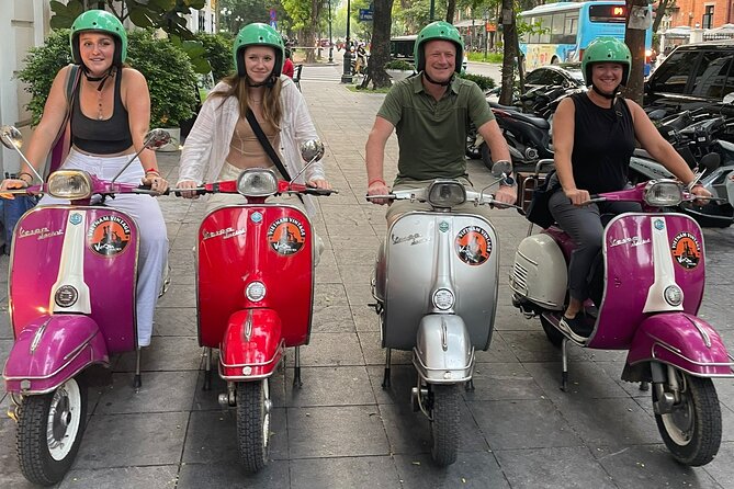 Ho Chi Minh Vespa City Tour 4,5 hours - Thich Quang Duc Monument and the city traffic lesson