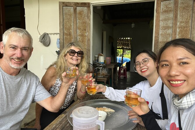Hoi An Countryside Tour By Scooter With Lady Bikers - Thanh Ha Pottery Village: make something with your own hands