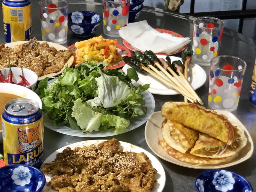 Hoi An: Evening Food Culture Tour by Vespa - Family recipes and a home-cooked stop