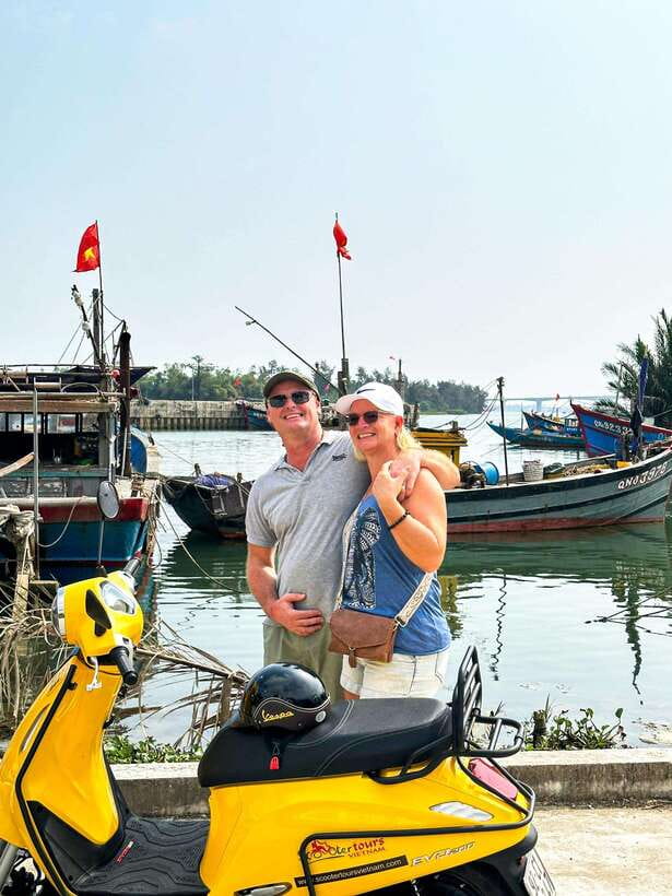 Hoi An: Half-day Electric Scooter Countryside Adventure - Riding through rice fields toward Tra Que