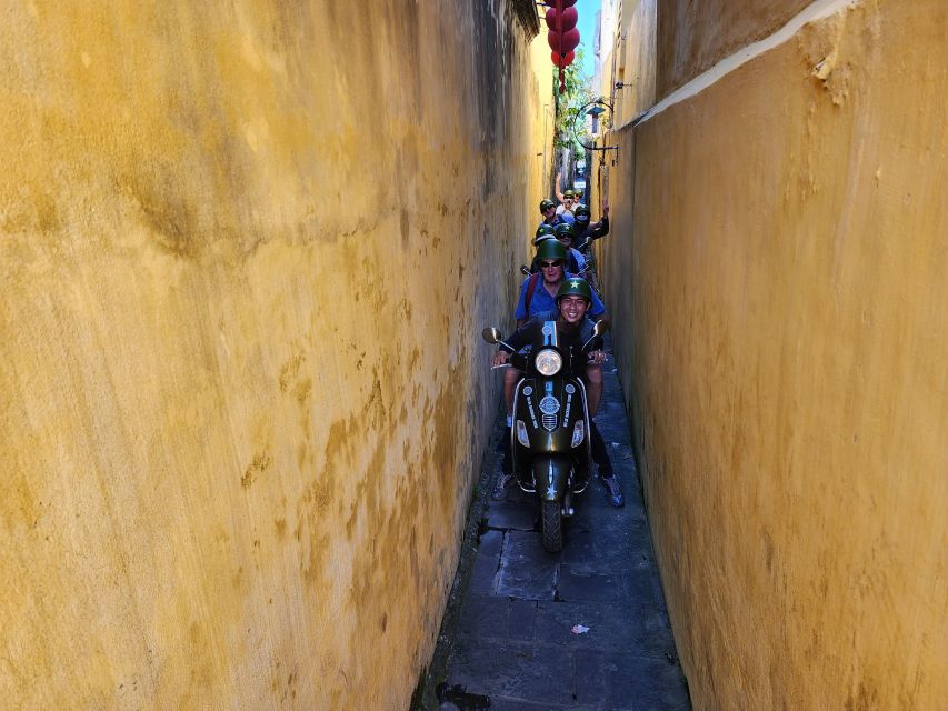 Hoi An Highlights and Hidden Gems Tour by Vespa - A proper meal of Hoi An specialties
