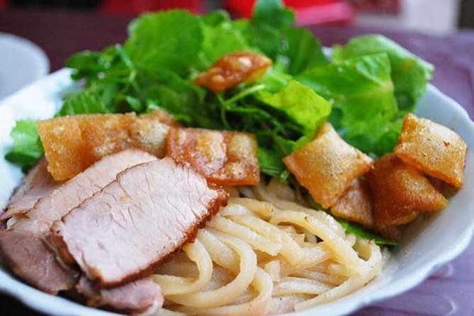 Hoi An Street Food Tour By Scooter - Starting at 4:00 pm and entering the night market