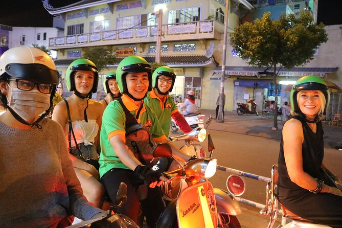 Hoi An Vespa By Night Street Food Tour - What the $95 price includes