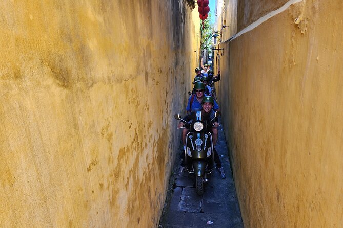 Hoi An Vespa Tours: Hoi An Highlights and Hidden Gems - Cam Chau and the local coffee break