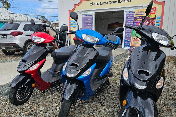 iRide Caribbean 50cc Scooter Rental - Learning in the parking area before traffic