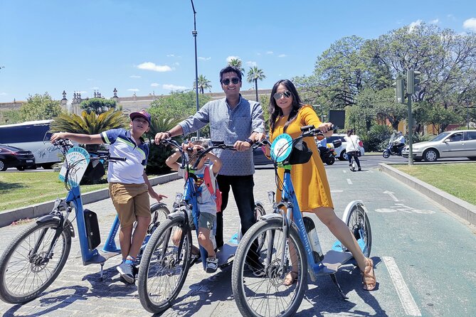 Kickscooter electric tour Sevilla - Murillo Gardens and the ride toward Triana