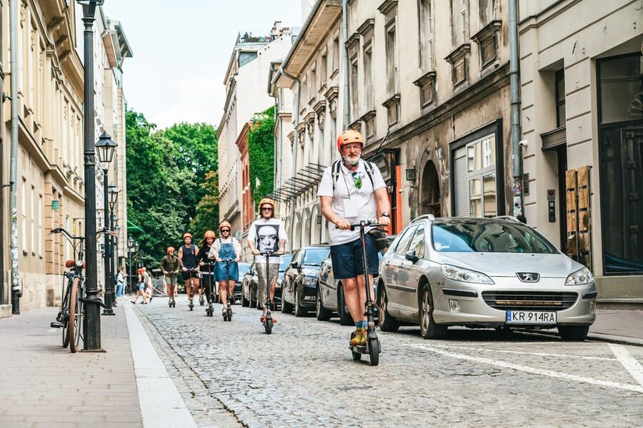 Krakow: Guided E-Scooter City Tour with Food Tastings - Why a scooter works so well in Krakow