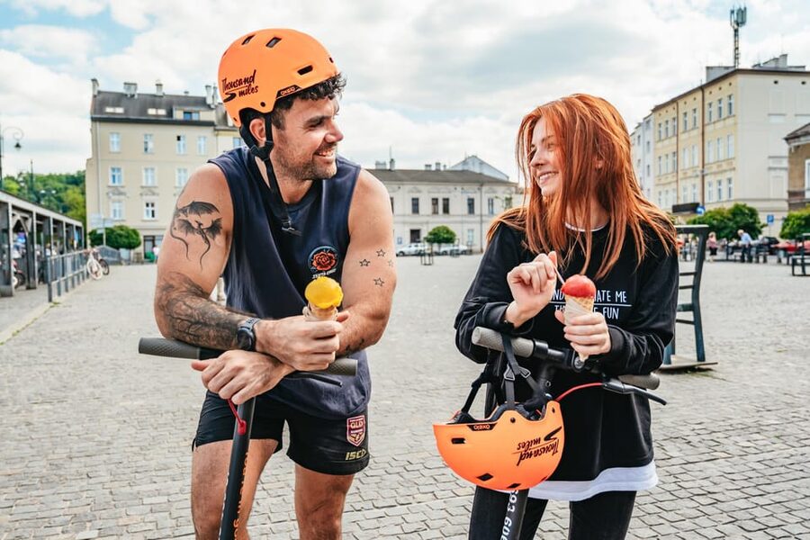 Krakow: Guided E-Scooter City Tour with Food Tastings - Wawel Dragon and the royal hill