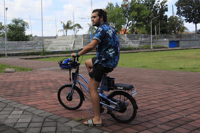 Kuta Seminyak Scooter Lessons - What you learn beyond turning the throttle
