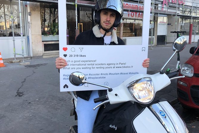 Liberty scooter rental Piaggio 50cc (4T) Paris - Building your own Paris route