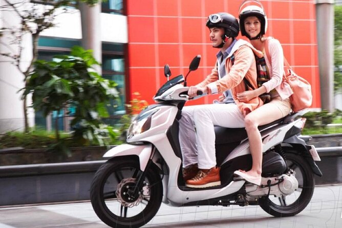 Maspalomas : Rent from 7 hours to 7 days a Petrol Scooter 125 cc - What comes with the scooter