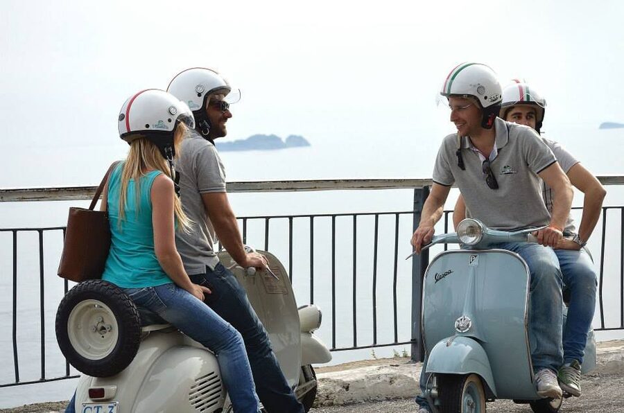 Naples: Private Classic Vespa City Tour - Along the Gulf and up to Posillipo