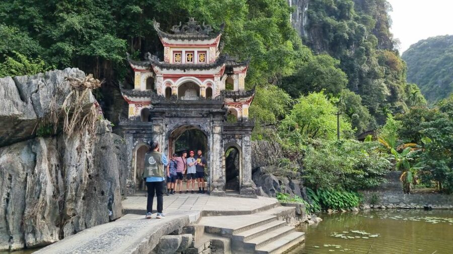 Ninh Binh Vespa Tours from Hanoi: Vespa + Boat + Daily Life - Seeing rural Ninh Binh from a Vespa