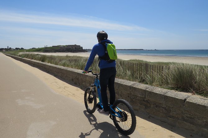 Off-road electric scooter-2h30 guided by GPS- "Carnac" - The Manio quadrilateral and its giant stone