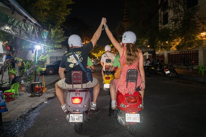 Phnom Penh Evening Foodie Vespa Tour / Tuk Tuk Available - Phnom Penh by Vespa after dark