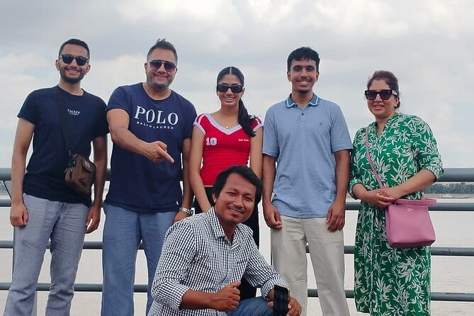 Phnom Penh: Highlights Tour Including National Museum - Wat Phnom and the City’s Oldest Stop