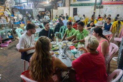 Phnom Penh Night Foodie Vespa Tour / Tuk Tuk Available