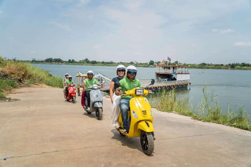Phnom Penh Silk Island Haft Day Tour - Top Rating Experience - Silk weaving, from family skill to finished cloth
