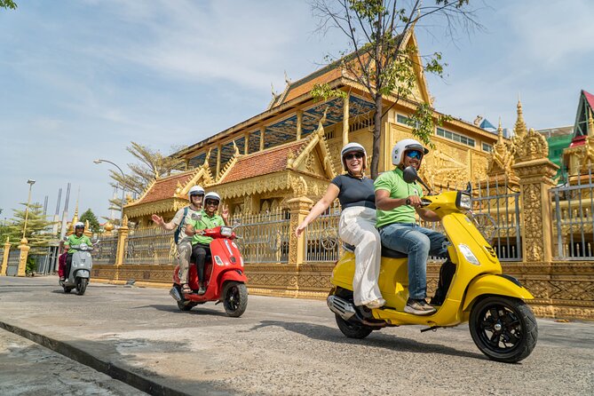 Phnom Penh Silk Island Vespa Tour / Tuk Tuk Available - Mongkol Serey Temple starts the morning