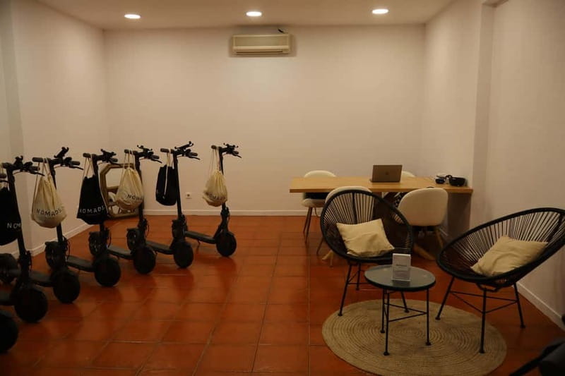 Portimão: E-Scooter Rental with Custom Routes - Key points to know before you book