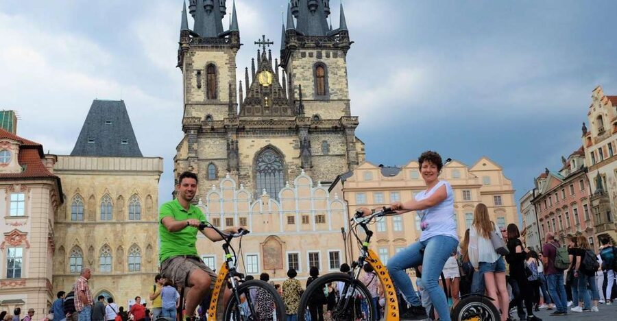 Prague: 2-Hour Old District & Riverside E-Scooter Tour - Practical Tips for a Better Two Hours