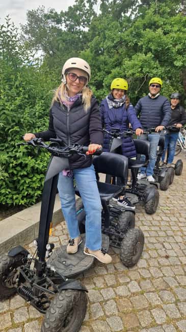 Prague: City Highlights E-Scooter Tour - Starting beside Charles Bridge
