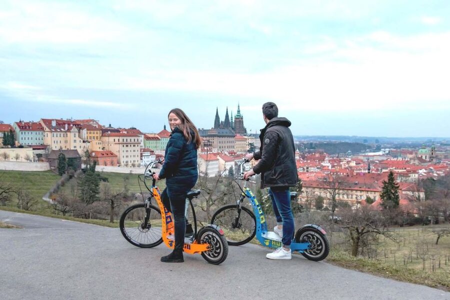 Prague: E-Bike/E-Scooter Viewpoint Tour - What the guides add